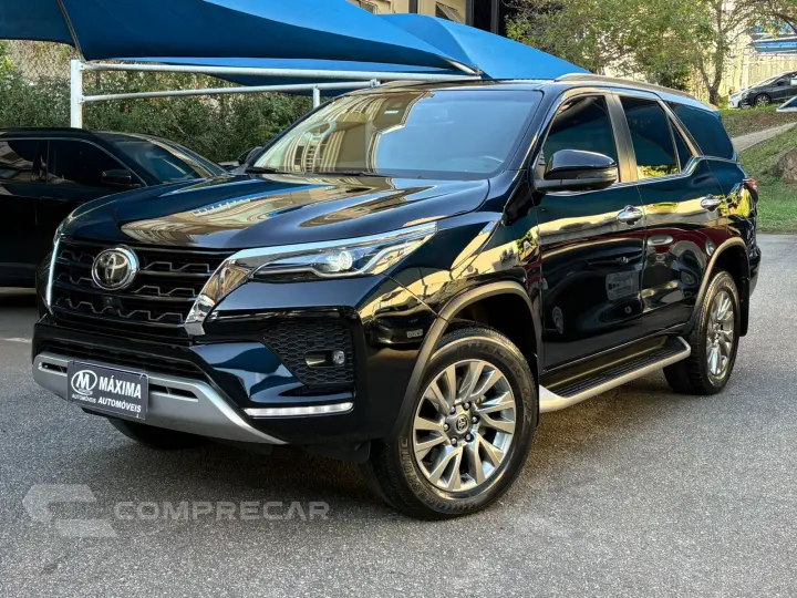 HILUX SW4 2.8 D-4d Turbo SRX 7L 4X4