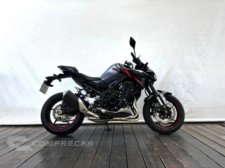 KAWASAKI Z900