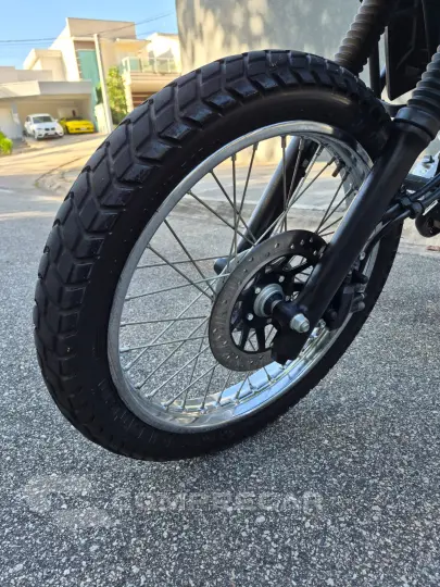 Nxr Bros 160