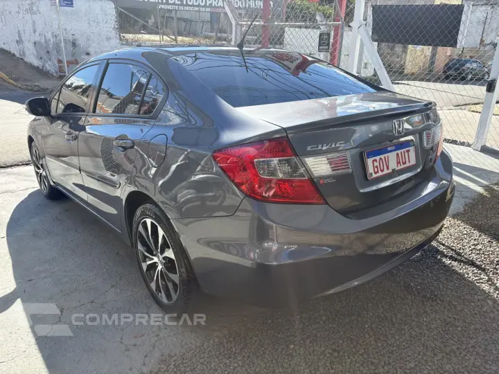 Civic 2.0 16V 4P FLEX LXR AUTOMÁTICO