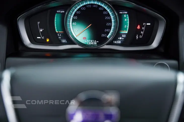 XC 60 2.0 T5  5p
