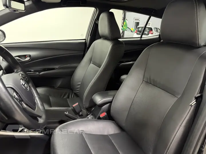 YARIS 1.5 16V FLEX XLS CONNECT MULTIDRIVE