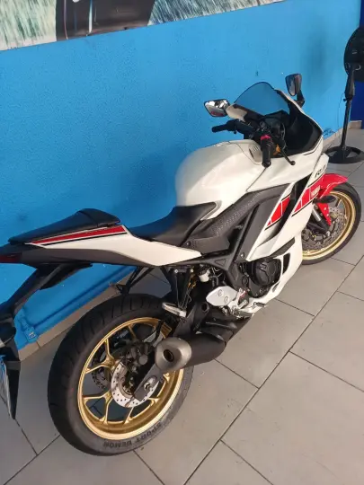 YZF R3 EDICAO ESPECIAL ANIVERSARIO 60 ANOS WGP