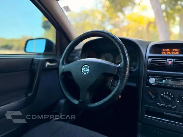 ASTRA 2.0 MPFI Advantage 8V