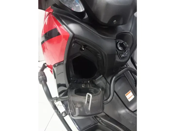 XMAX 250 ABS