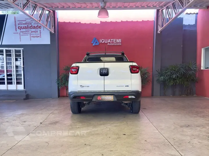 TORO 1.8 16V EVO FLEX FREEDOM AT6