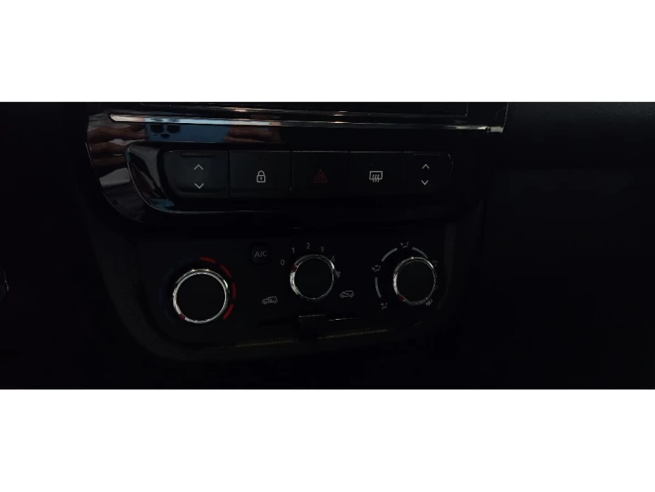 KWID 1.0 12V SCE FLEX INTENSE MANUAL