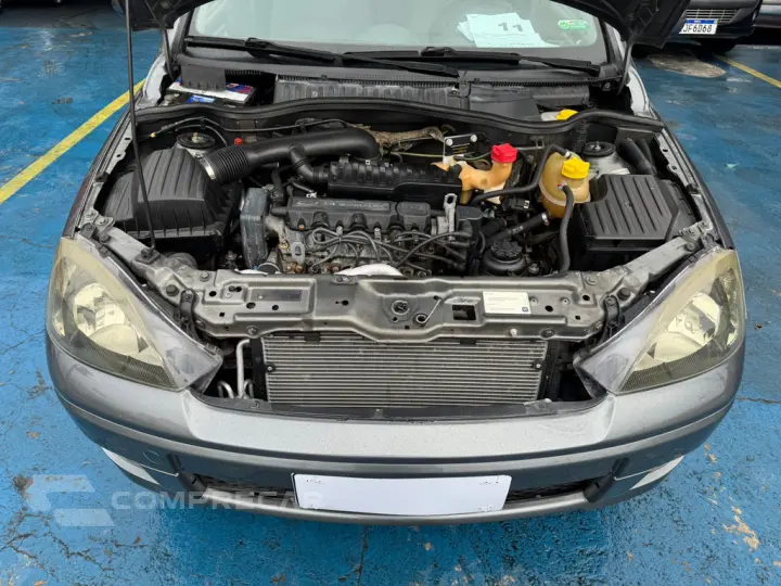 Corsa Sedan