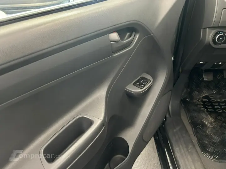 S10 2.4 MPFI LS 4X2 CS 8V FLEX 2P MANUAL