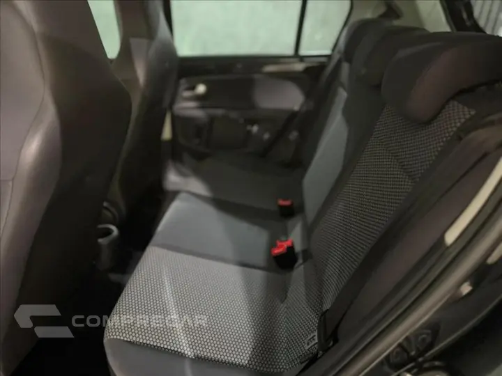 UP 1.0 TSI High UP 12V