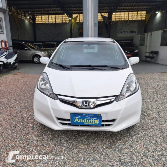 Fit 1.4 16V 4P LX FLEX