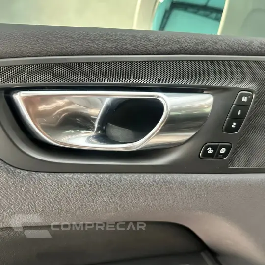 XC 60 T-8 Plus 2.0 AWD (Híbrido)