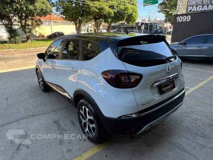 Captur 2.0 16V Hi-Flex Intense Automático