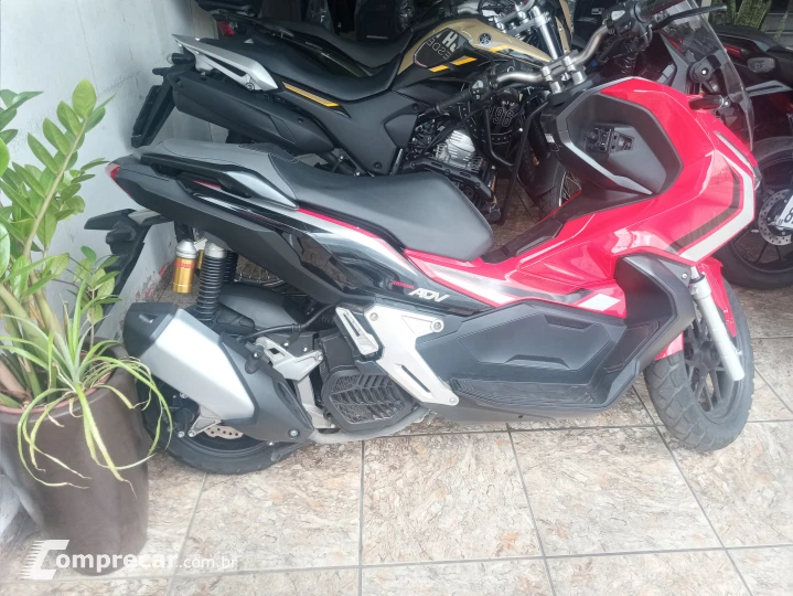 Adv 150