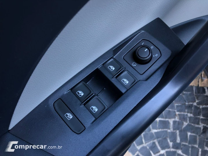 T-Cross 1.4 250 Tsi Total Flex Highline Automático