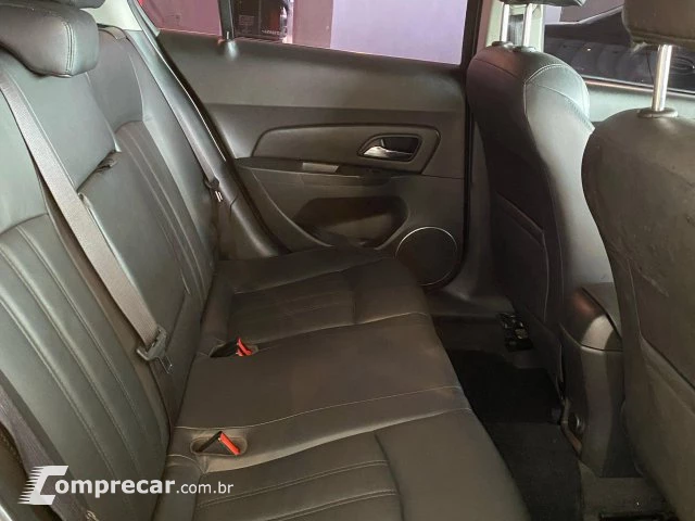 CRUZE HATCH - 1.8 LT SPORT6 16V 4P AUTOMÁTICO