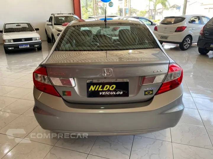 CIVIC 1.8 LXS 16V