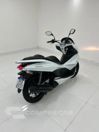 PCX 150 DLX
