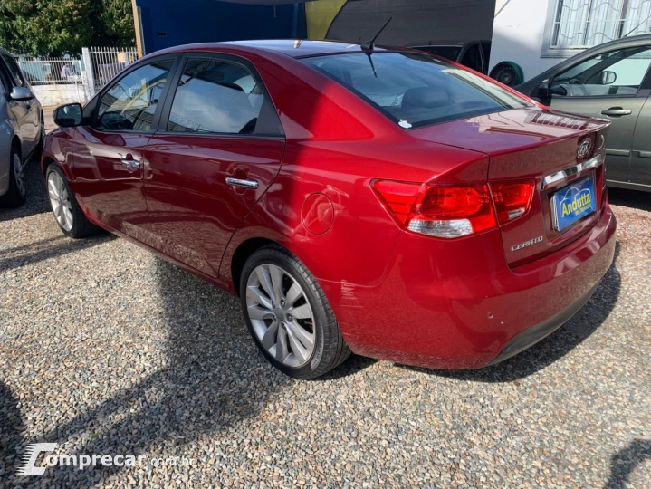 Cerato Sedan 1.6 16V 4P EX AUTOMÁTICO