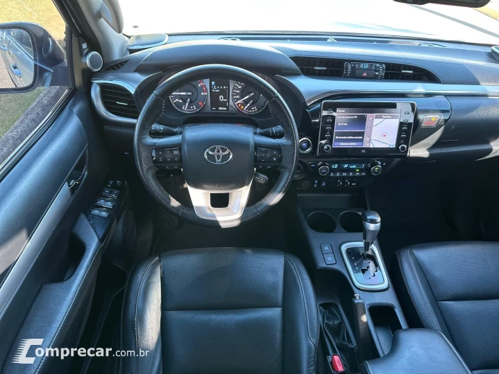 HILUX 2.8 D-4D TURBO DIESEL CD SRX 4X4 AUTOMÁTICO