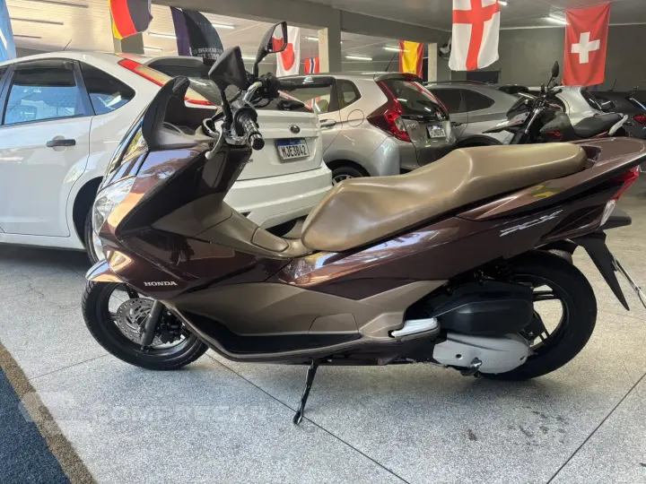 PCX 150/DLX
