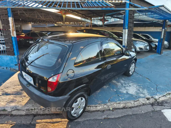 CELTA 1.0 MPFI Life 8V