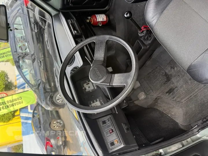 147 1.3 C 8V ALCOOL 2P MANUAL