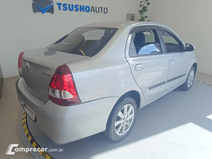 ETIOS 1.5 X PLUS SEDAN 16V 4P AUTOMÁTICO