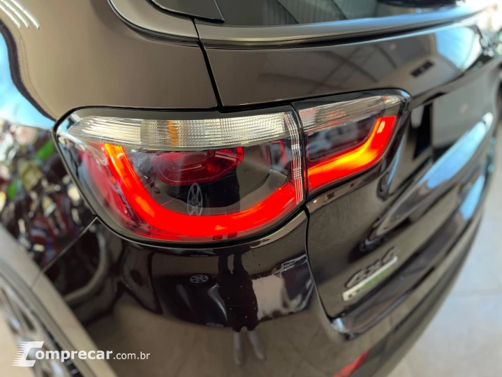 COMPASS 2.0 16V DIESEL S 4X4 AUTOMÁTICO