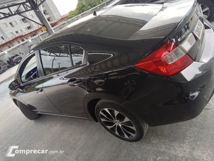 Civic Sedan LXR 2.0 Flexone 16V Aut. 4p