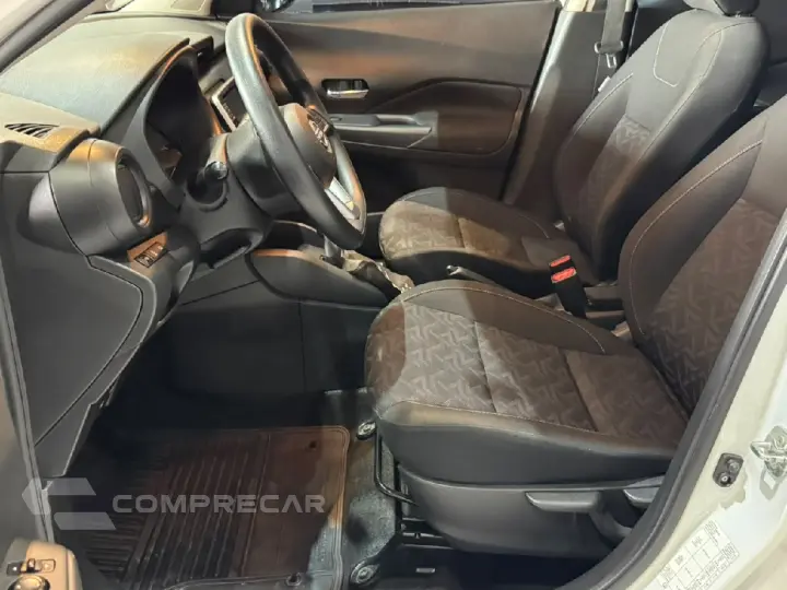 KICKS Sense 1.6 16V Flex Aut.