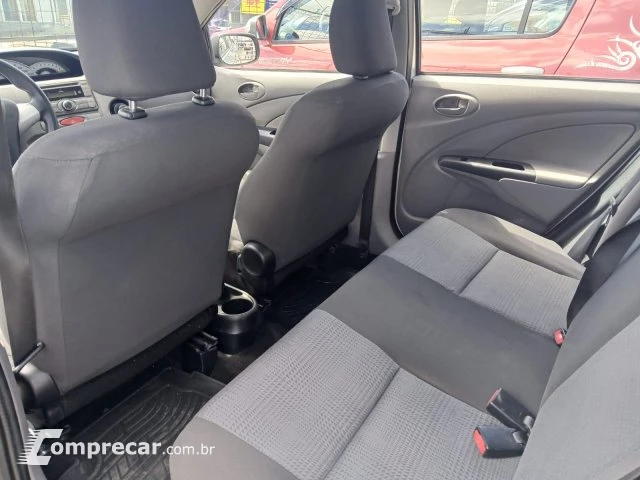ETIOS HATCH - 1.3 XS 16V 4P MANUAL