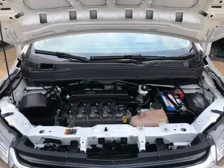 Spin 1.8 Premier 8V Flex 4P Automático