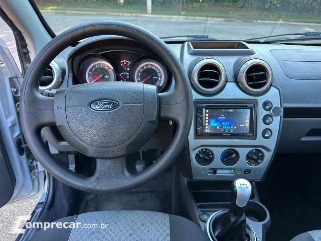 FIESTA HATCH - 1.6 ROCAM SE PLUS 8V 4P MANUAL