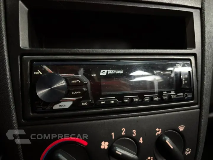 CORSA 1.8 MPFI SS 8V FLEX 4P MANUAL