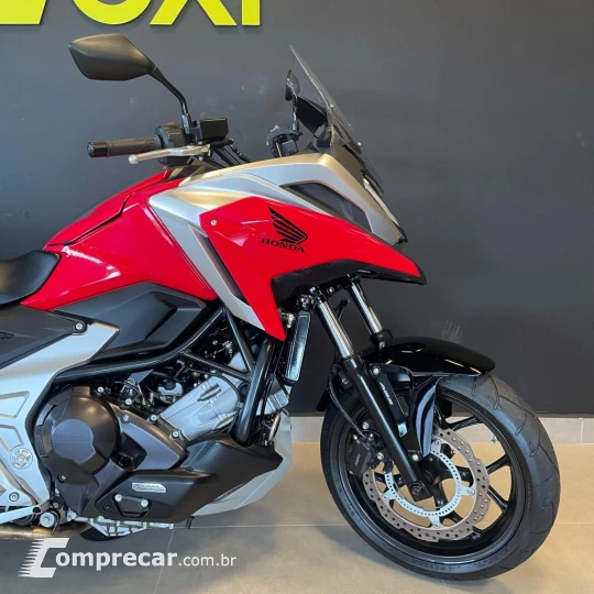 NC 750X/NC 750X ABS DCT
