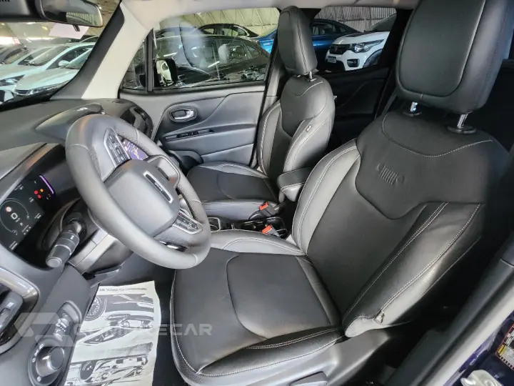 RENEGADE 1.3 T270 TURBO FLEX LONGITUDE AT6