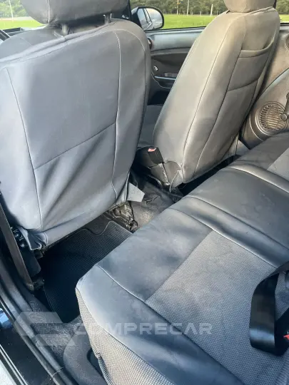 Fiesta Sedan 1.0 8V Flex 4p