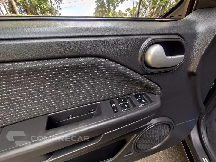 ECOSPORT 1.6 FREESTYLE 16V FLEX 4P MANUAL