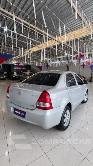 ETIOS SEDAN - 1.5 XS