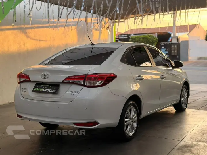 YARIS 1.5 16V Sedan XL
