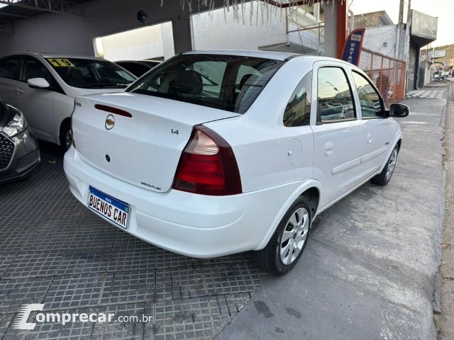 CORSA SEDAN - 1.4 MPFI PREMIUM SEDAN 8V 4P MANUAL