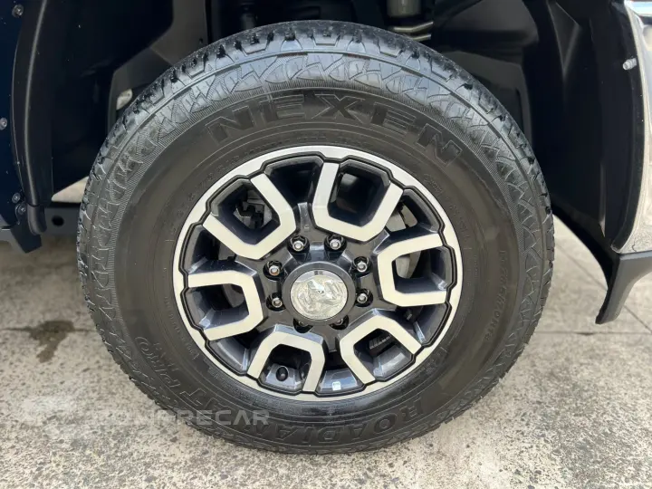 3500 6.4 Hemi Laramie Longhorn 4X4 CD V8