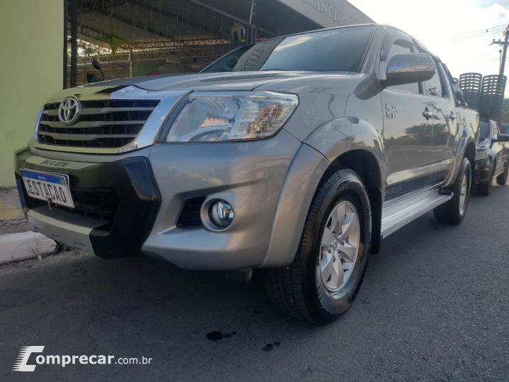 HILUX 2.7 SRV 4X2 CD 16V