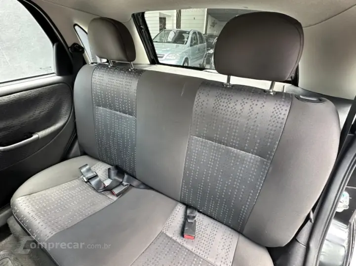 CORSA 1.0 MPFI Maxx 8V