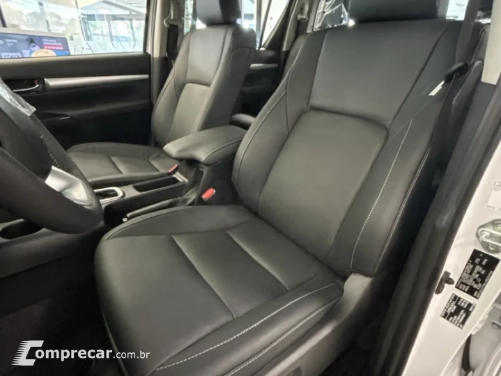 HILUX 2.8 D-4D TURBO CD SRX PLUS 4X4 AUTOMÁTICO