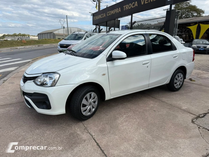ETIOS 1.5 XS Sedan 16V