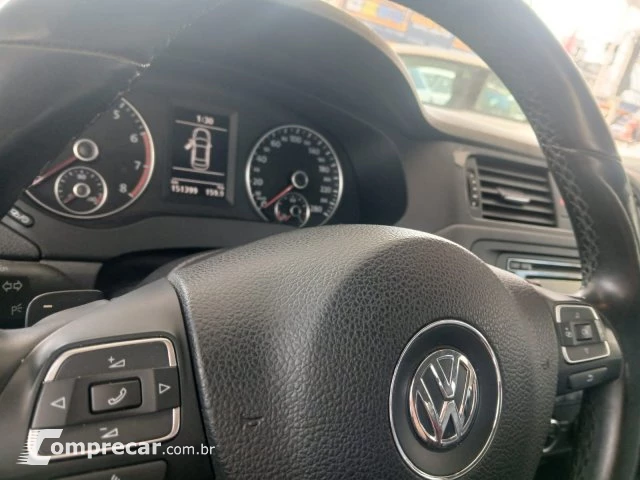JETTA - 2.0 COMFORTLINE 4P TIPTRONIC