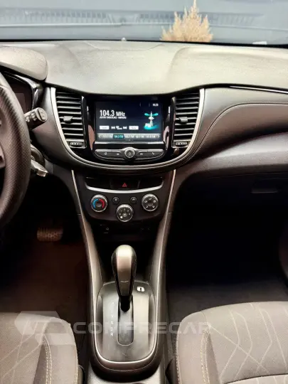 TRACKER 1.4 16V Turbo LT