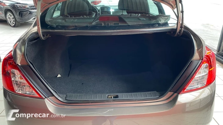 NISSAN VERSA 1.6 16V SV